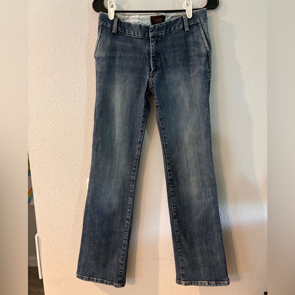 Banana Republic Women’s Trouser Jeans. Size 2